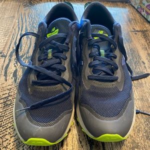 Mens New Balance Arishi sneakers